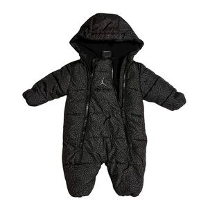 Jordan Baby’s 3-6M Black Puffer Kids one piece overall‎ Snow Suit Hooded Jacket
